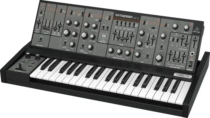 Behringer MS-5 Synthétiseur