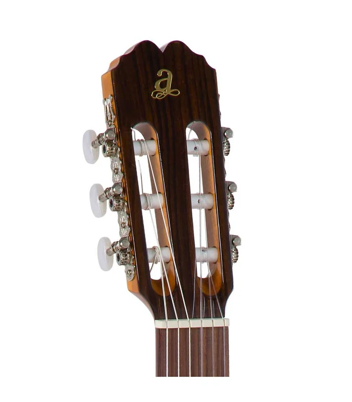 Guitare Classique Admira A1 Cèdre Massif / Acajou Naturel Brillant – Image 4