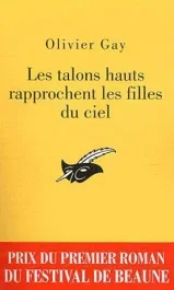 Les talons hauts rapprochent les filles du ciel